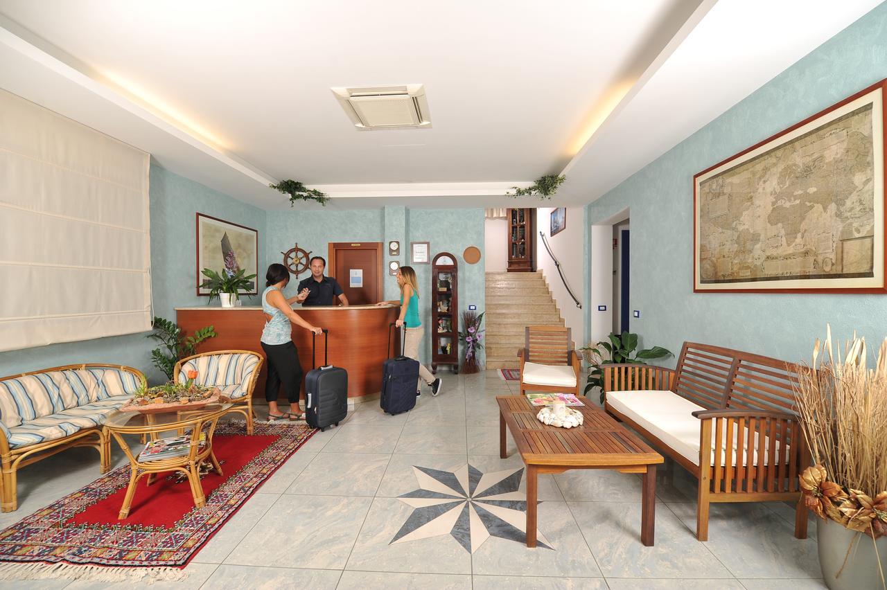 Residence Veliero San Mauro Mare Exterior foto